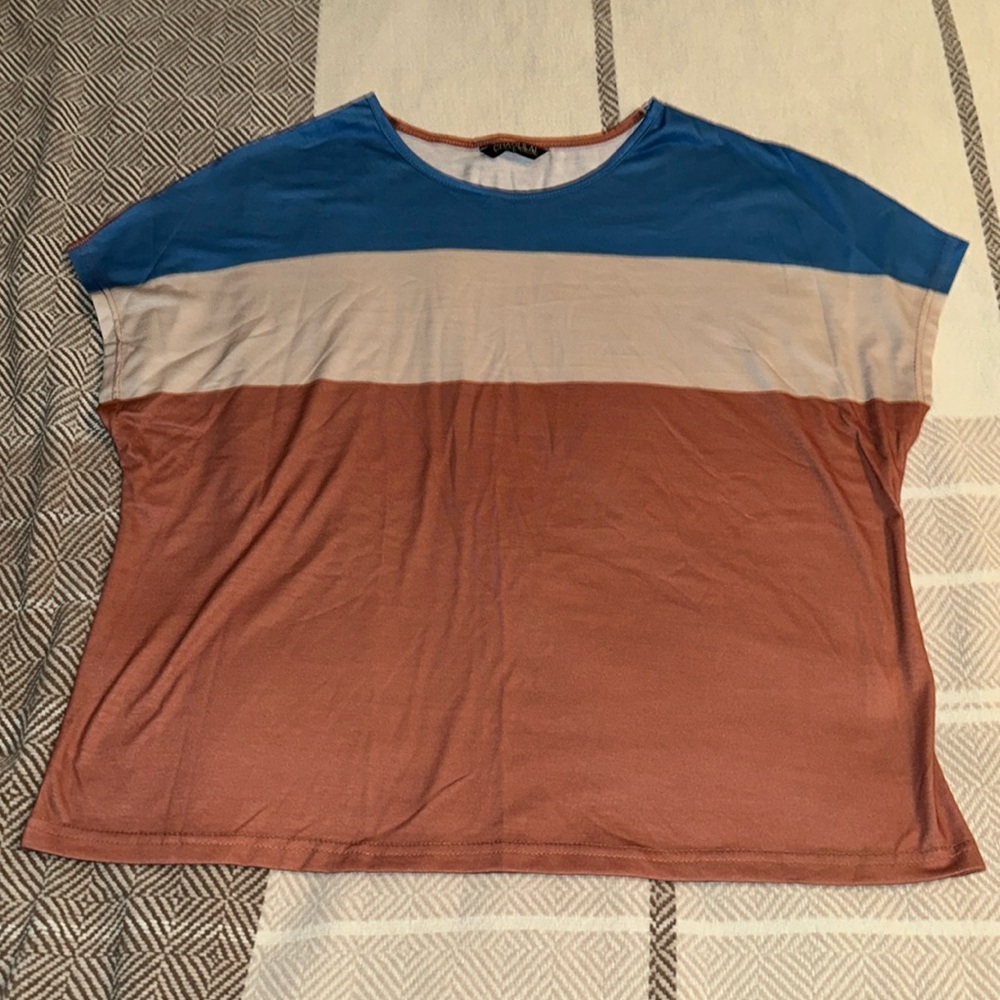 Short sleeve shirt
